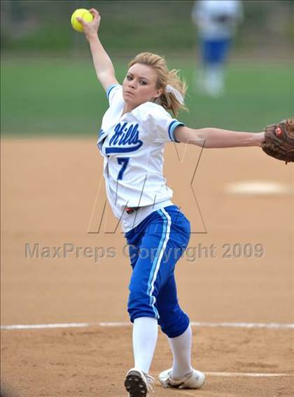 Thumbnail 2 in Dana Hills vs. Los Altos (Timberwolf Classic) photogallery.