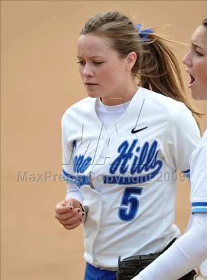 Thumbnail 3 in Dana Hills vs. Los Altos (Timberwolf Classic) photogallery.