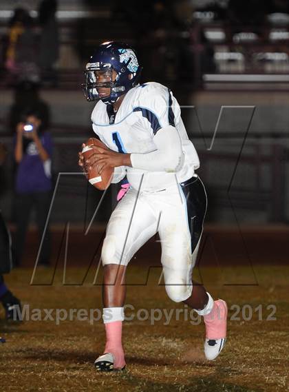 Thumbnail 1 in Fairfax @ Chavez photogallery.