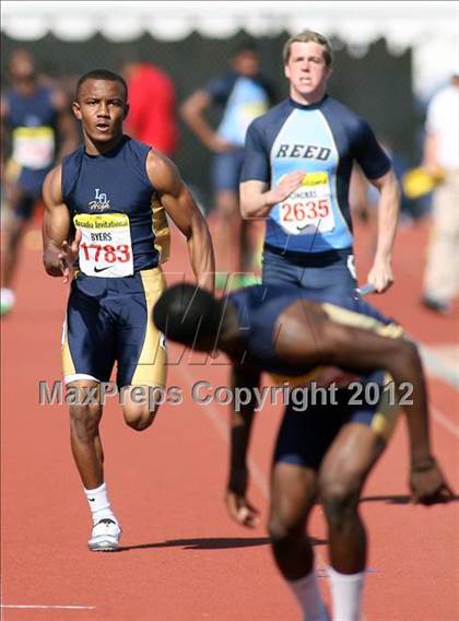 Thumbnail 2 in 45th Arcadia Invitational (Boys Track Events) photogallery.