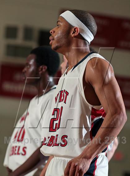Thumbnail 2 in Lenoir City vs West (D4AAA Quarterfinals) photogallery.