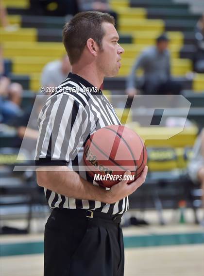 Thumbnail 2 in Hamilton vs Basha photogallery.