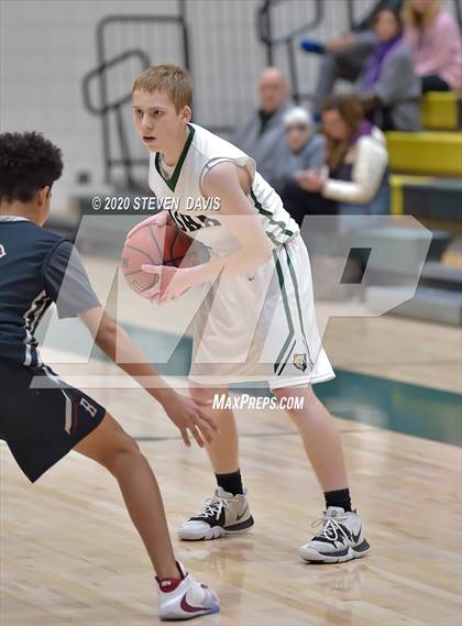 Thumbnail 2 in Hamilton vs Basha photogallery.