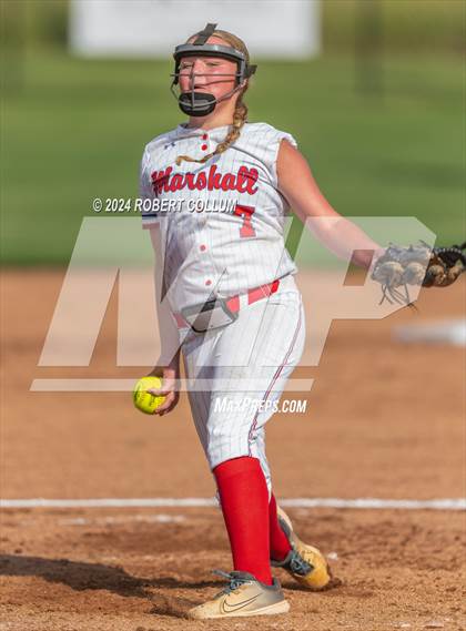 Thumbnail 2 in Bayou Academy @ Marshall Academy (Scrimmage) photogallery.