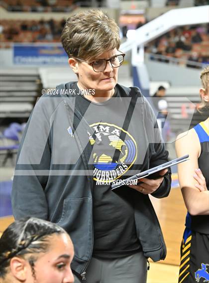 Thumbnail 2 in Miami vs. Pima (AIA 2A Semifinal) photogallery.