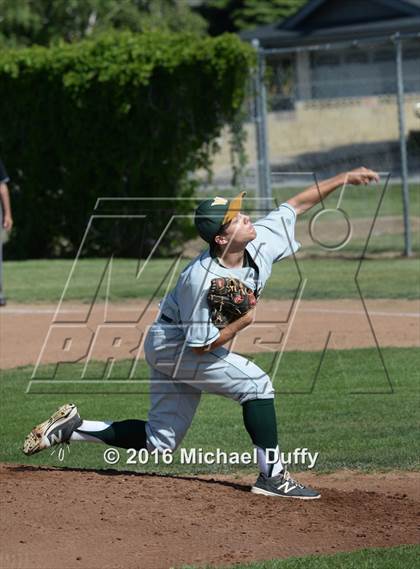 Thumbnail 1 in West @ Tehachapi photogallery.