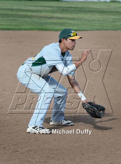 Thumbnail 3 in West @ Tehachapi photogallery.