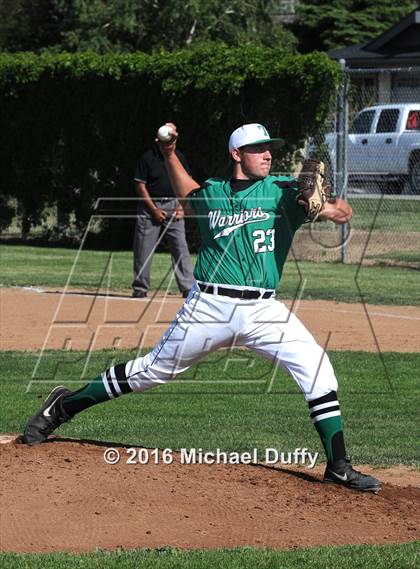Thumbnail 3 in West @ Tehachapi photogallery.