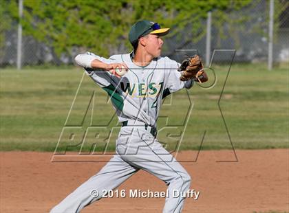 Thumbnail 3 in West @ Tehachapi photogallery.