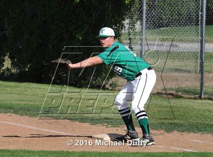 Thumbnail 1 in West @ Tehachapi photogallery.