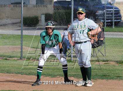 Thumbnail 2 in West @ Tehachapi photogallery.