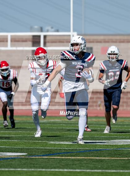 Thumbnail 1 in Chaparral vs Regis photogallery.