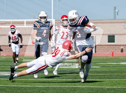 Thumbnail 2 in Chaparral vs Regis photogallery.