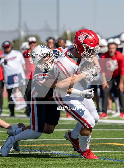 Thumbnail 3 in Chaparral vs Regis photogallery.