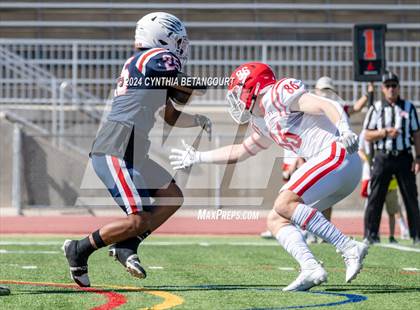 Thumbnail 2 in Chaparral vs Regis photogallery.