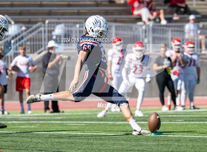 Thumbnail 3 in Chaparral vs Regis photogallery.