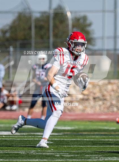 Thumbnail 3 in Chaparral vs Regis photogallery.