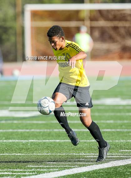 Thumbnail 3 in Ventura @ Crescenta Valley (CIF SS D3 Playoff) photogallery.