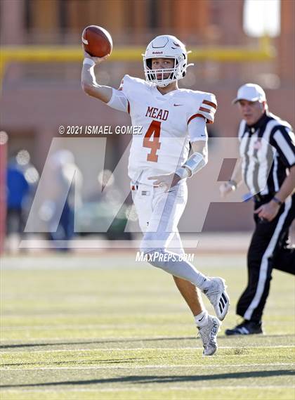 Thumbnail 2 in Mead vs. Fort Morgan (CHSAA 3A Final) photogallery.