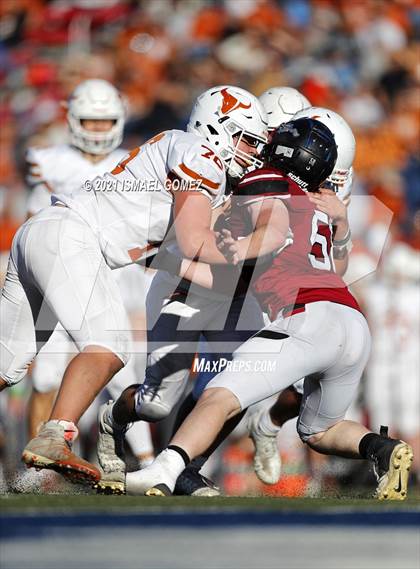 Thumbnail 3 in Mead vs. Fort Morgan (CHSAA 3A Final) photogallery.
