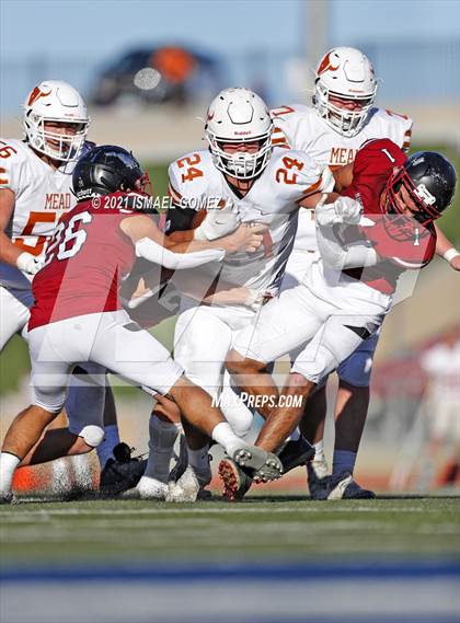 Thumbnail 2 in Mead vs. Fort Morgan (CHSAA 3A Final) photogallery.