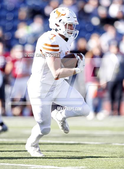 Thumbnail 2 in Mead vs. Fort Morgan (CHSAA 3A Final) photogallery.