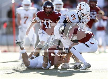 Thumbnail 3 in Mead vs. Fort Morgan (CHSAA 3A Final) photogallery.