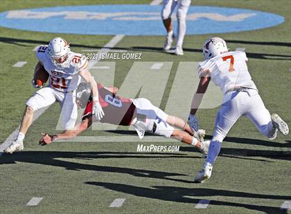 Thumbnail 3 in Mead vs. Fort Morgan (CHSAA 3A Final) photogallery.