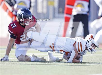 Thumbnail 3 in Mead vs. Fort Morgan (CHSAA 3A Final) photogallery.