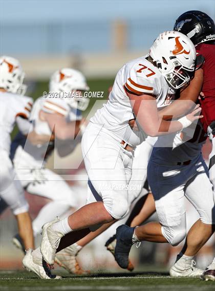 Thumbnail 2 in Mead vs. Fort Morgan (CHSAA 3A Final) photogallery.