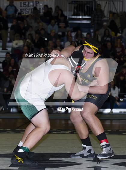 Thumbnail 3 in Section XI Wrestling Championships (Finals) photogallery.