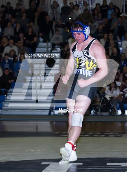 Thumbnail 3 in Section XI Wrestling Championships (Finals) photogallery.