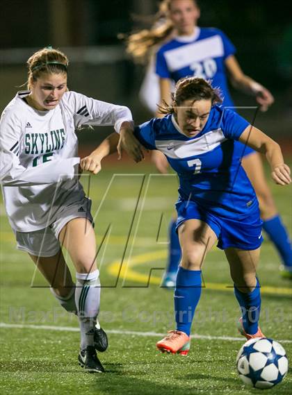 Thumbnail 3 in Curtis vs Skyline photogallery.