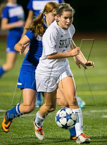 Thumbnail 3 in Curtis vs Skyline photogallery.