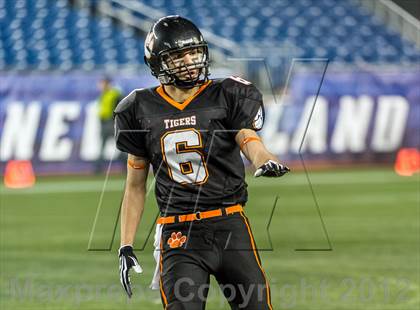 Thumbnail 3 in South Hadley vs. Wahconah Regional (MIAA Division 2 West Final) photogallery.