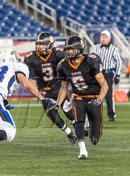 Thumbnail 1 in South Hadley vs. Wahconah Regional (MIAA Division 2 West Final) photogallery.