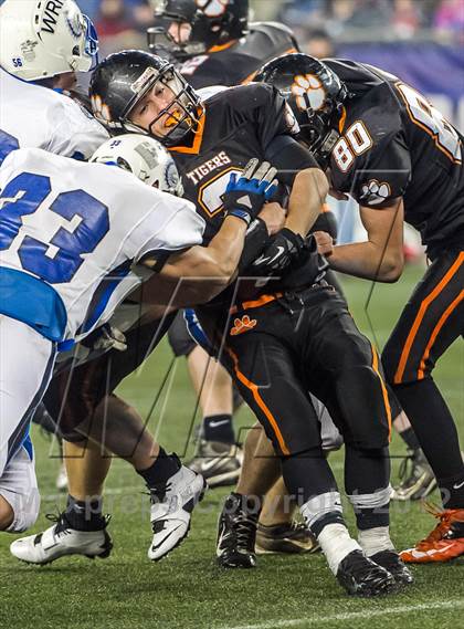 Thumbnail 2 in South Hadley vs. Wahconah Regional (MIAA Division 2 West Final) photogallery.