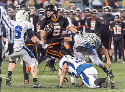 Thumbnail 3 in South Hadley vs. Wahconah Regional (MIAA Division 2 West Final) photogallery.