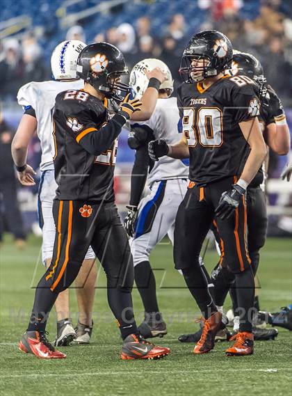 Thumbnail 3 in South Hadley vs. Wahconah Regional (MIAA Division 2 West Final) photogallery.