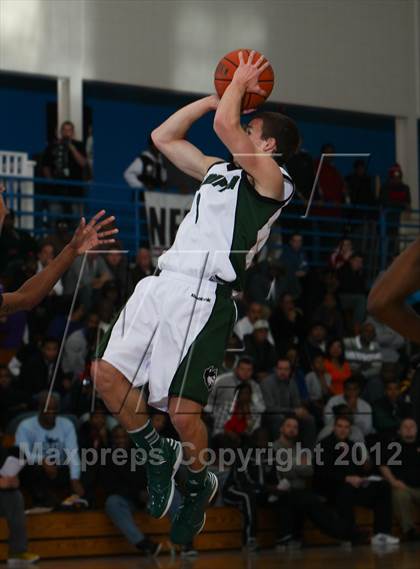 Thumbnail 2 in New Hampton School vs Hargrave Military Academy photogallery.