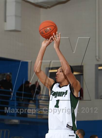 Thumbnail 3 in New Hampton School vs Hargrave Military Academy photogallery.