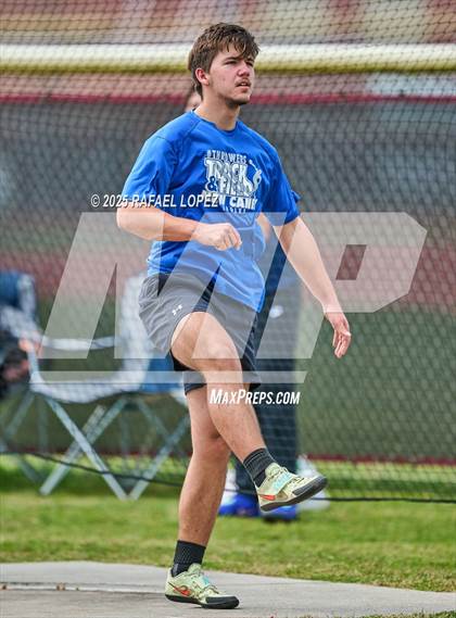 Thumbnail 2 in Spartan Relays (Discus) photogallery.