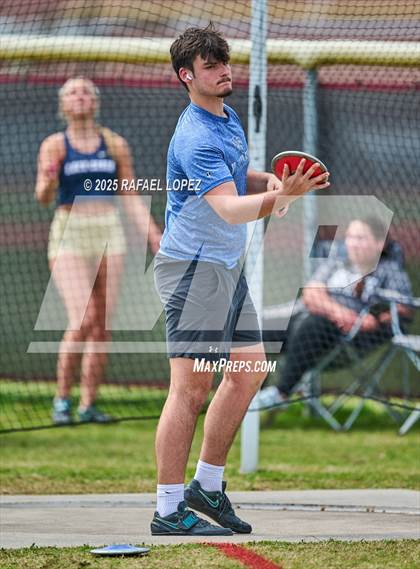 Thumbnail 2 in Spartan Relays (Discus) photogallery.