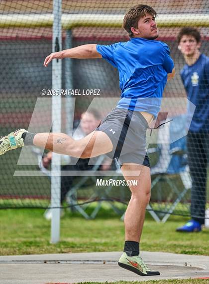 Thumbnail 1 in Spartan Relays (Discus) photogallery.