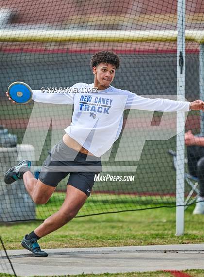 Thumbnail 1 in Spartan Relays (Discus) photogallery.
