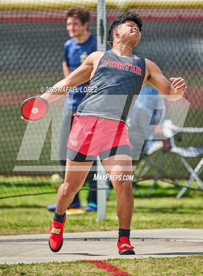 Thumbnail 2 in Spartan Relays (Discus) photogallery.