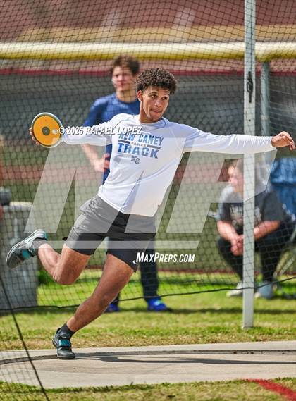 Thumbnail 3 in Spartan Relays (Discus) photogallery.