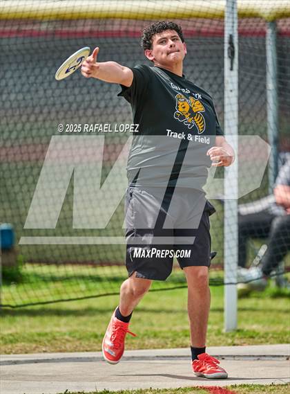 Thumbnail 3 in Spartan Relays (Discus) photogallery.