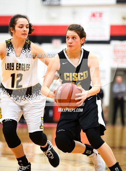 Thumbnail 3 in Cisco vs. Abilene photogallery.