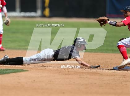 Thumbnail 2 in Golden Valley vs Maranatha photogallery.